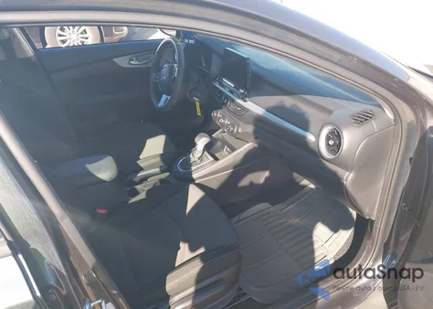 2023 Kia Forte Lxs z USA, uszkodzony, nr VIN 3KPF24ADXPE653272